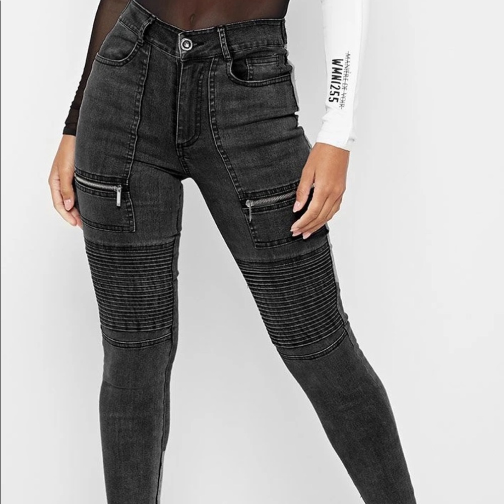 ❌SOLD❌ Maniere de voir